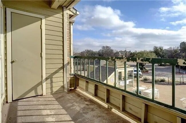 Photo - 4115 Esters Rd