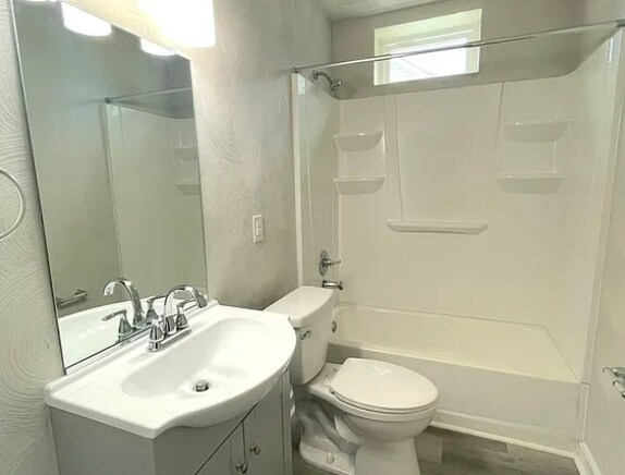 Photo - 527 37th St Unit 5