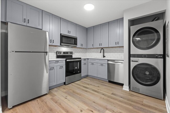 Photo - 1000 E Orchard St Apartment Unit 106