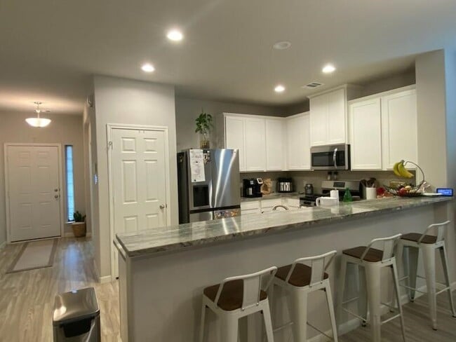 Photo - 953 Golden Willow Ln