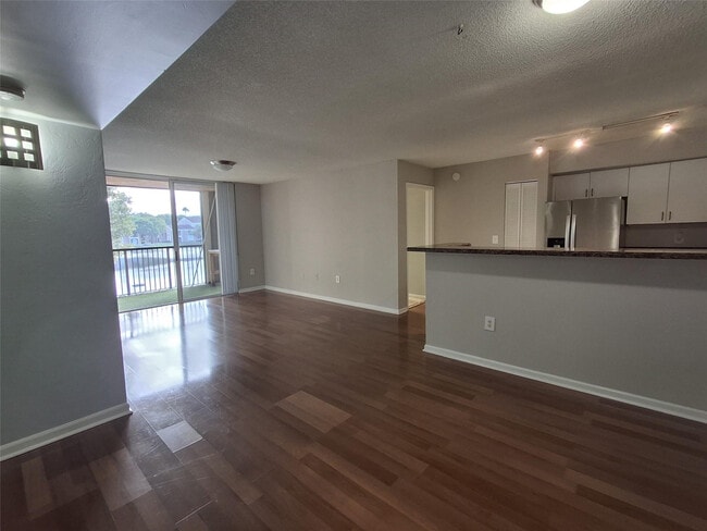 Photo - 4836 N State Rd 7 Unit 5-204