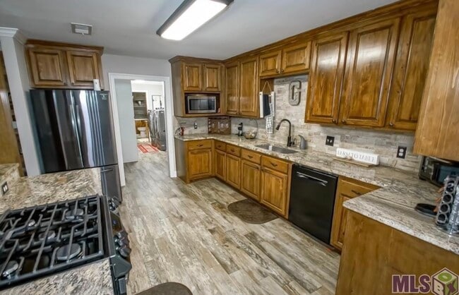 Photo - 24054 Joe May Rd