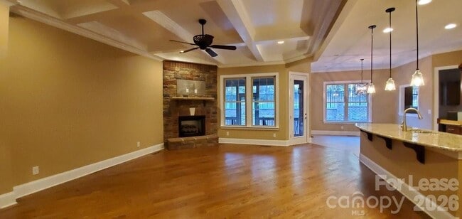 Photo - 550 Cottonfield Cir