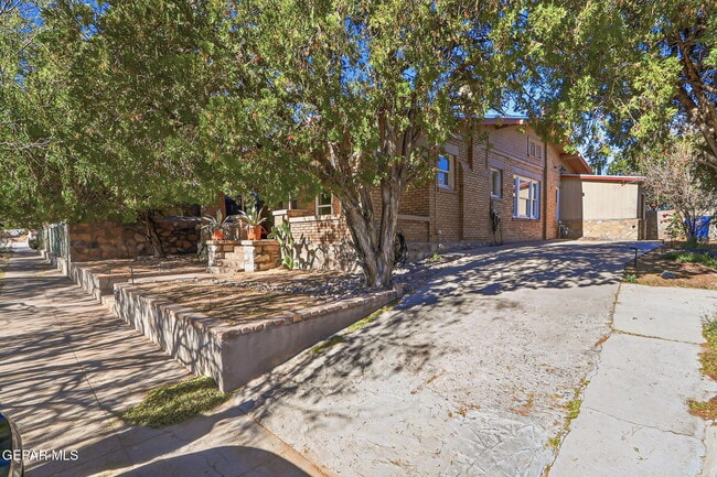 Photo - 3703 Cambridge Ave