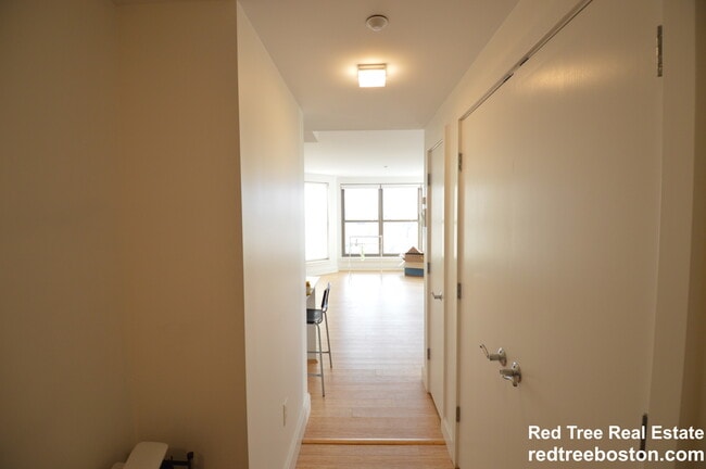 Photo - 67 Ashford St Unit 402