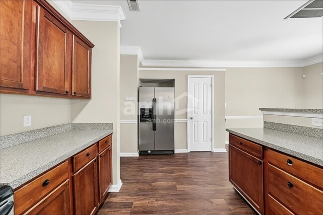 Photo - 803 Celtic Crossing Dr