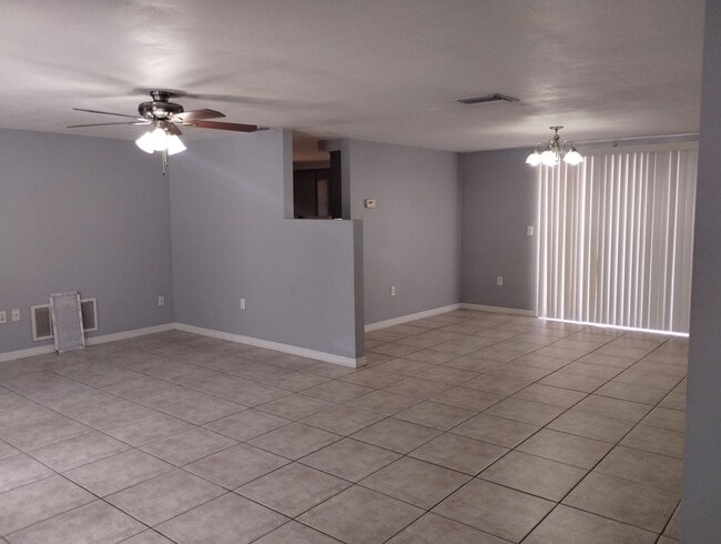 Photo - Charming 2 Bedroom, 2 Bathroom Home in Jasmine Estates – Pet Friendly!