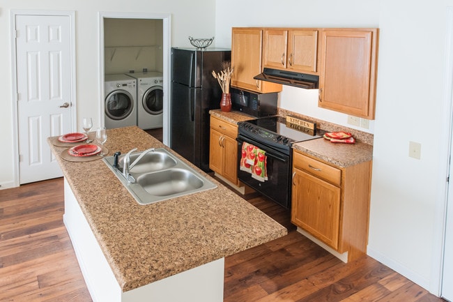 Photo - Worthington Creek Apartments