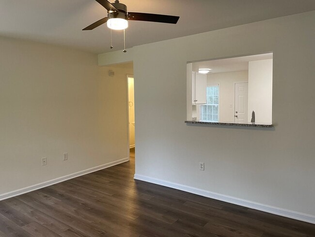 Photo - Two Bedroom Townhouse with Bonus Room in Sherrills Ford!