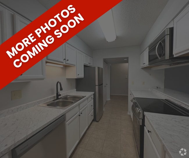 Building Photo - COMING SOON Oakridge Apartments 3 Bedroom,... Unit 2708-102