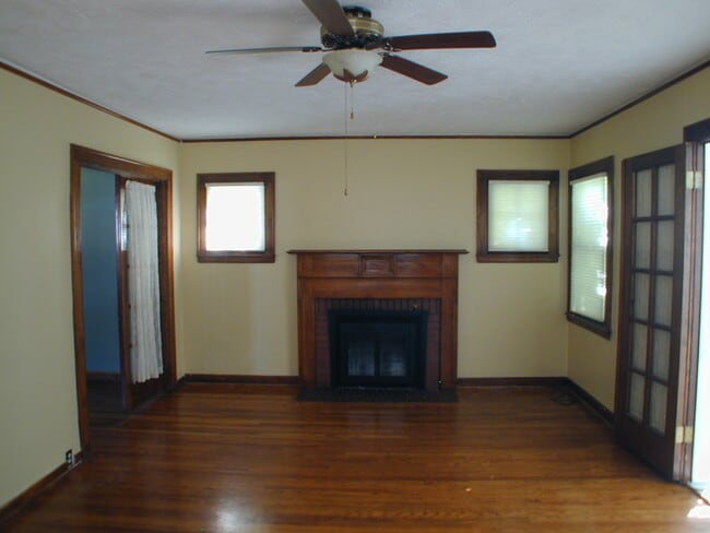 Photo - House For Lease
