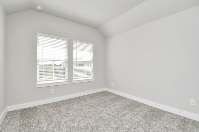 Photo - 21034 Shore Oak Dr