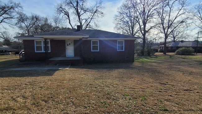 Building Photo - 206 Columbia Ave