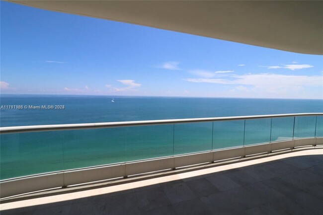 Photo - 16047 Collins Ave Condominio Unidad 2403