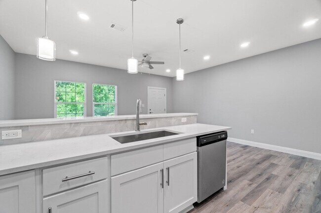 Photo - 108 Don Bishop Rd Unit 6-3