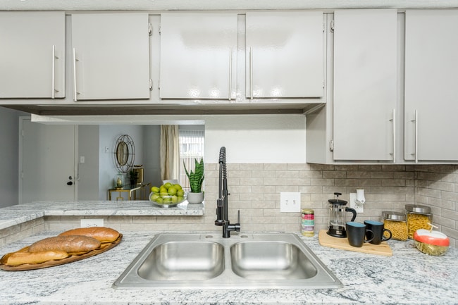 Villa Solano Apartments