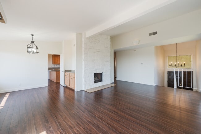 Photo - 86 Cottonwood Cir