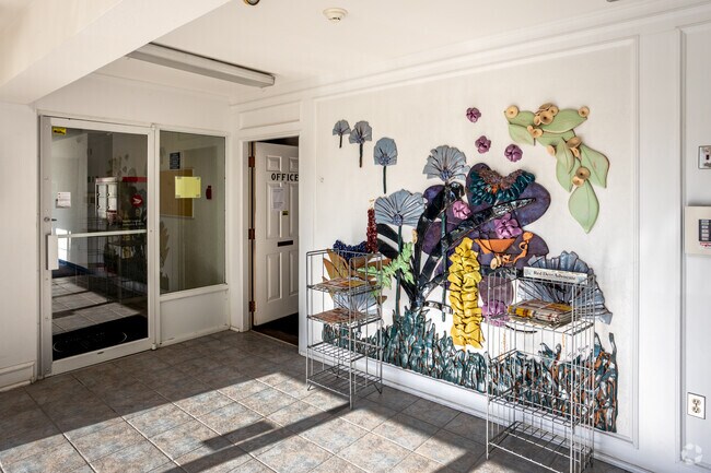 Photo - Mainstreet Red Deer Apartments