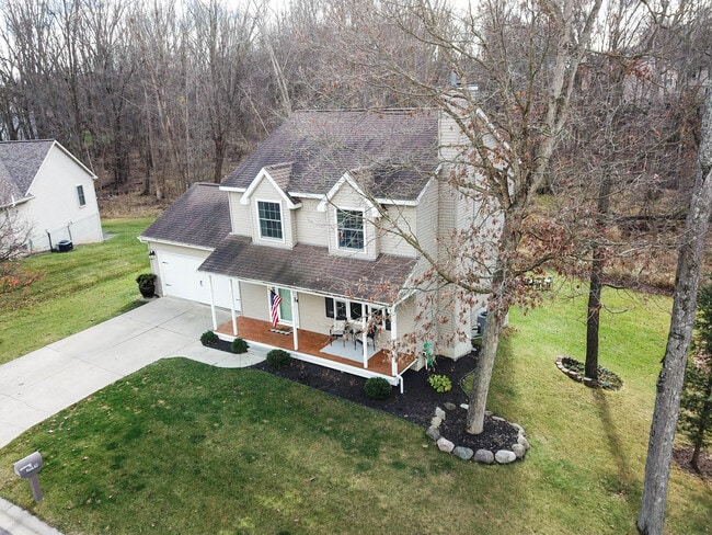 Photo - 2049 Laurel Oak Dr