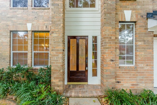 Building Photo - 44 Teak Mill Pl