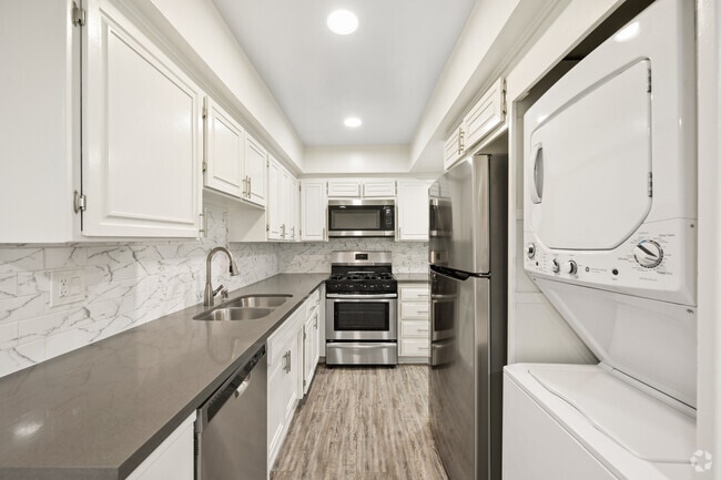 Interior Photo - 5505 Zelzah