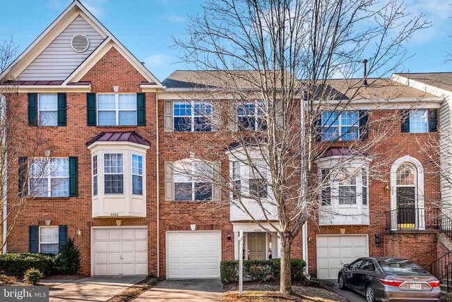 Photo - 4058 Cornwall Ct Townhome