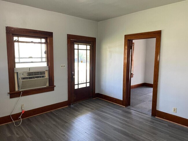 Photo - 610 Noble St