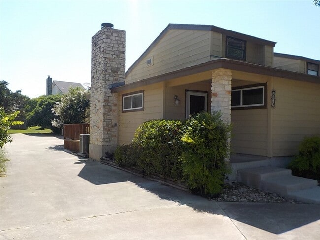 Photo - Ernest Properties 2 (295 Mooring Cir) Unit A