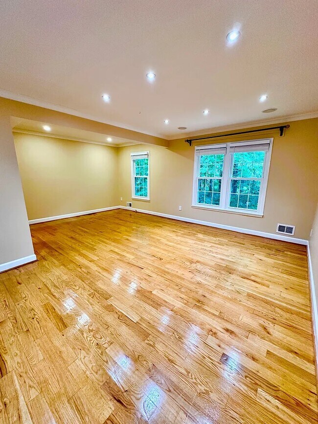 Photo - 2453 Alsop Ct