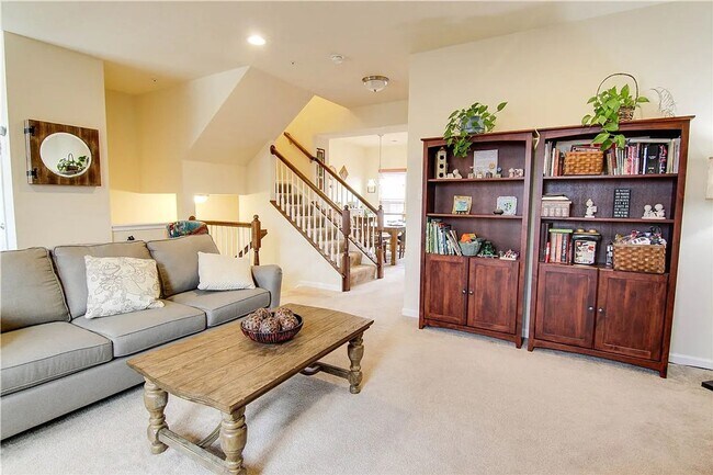 Photo - Beautiful 3-Bedroom, 2.5-Bath Townhome in Wexford available September 1!