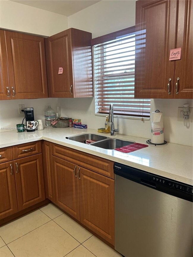 Photo - 6200 NW 44th St Unit 312