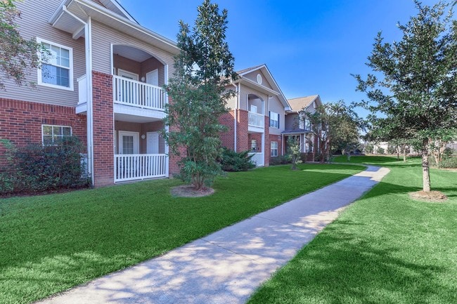 BEAUTIFUL LANDSCAPING - Sheffield Park