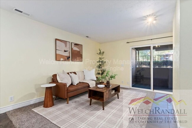 Photo - 2438 Elizabeth St Unit 2