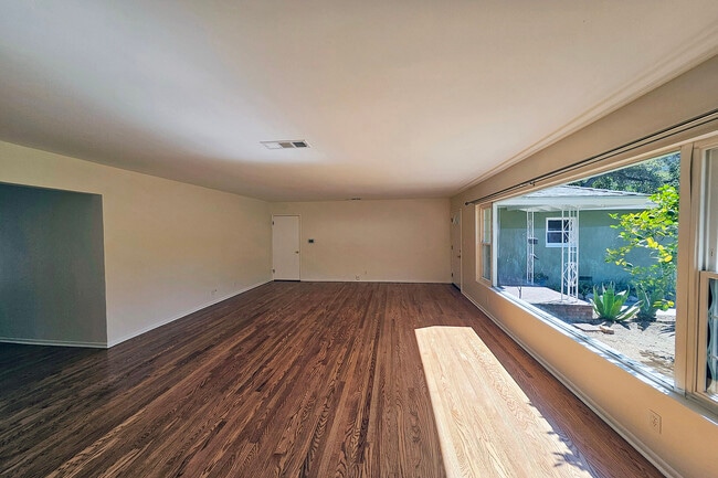 Photo - 3700 Glenwood Ave