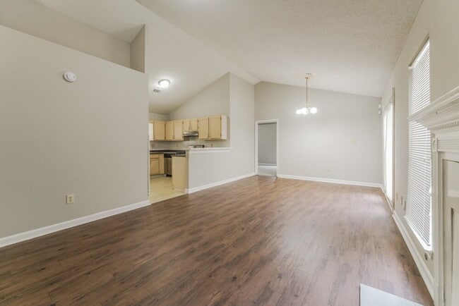 Photo - 1464 Cain Ct