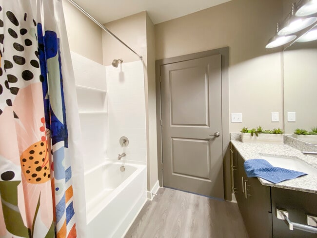 Cedar Pointe Apartments