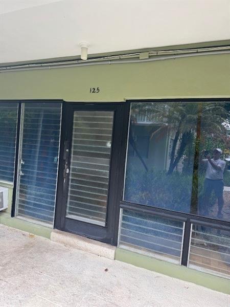 Photo - 1911 NE 8th Ct Apartamento Unidad 125