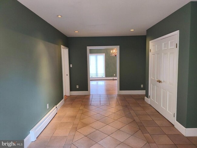 Photo - 901 Walker Rd