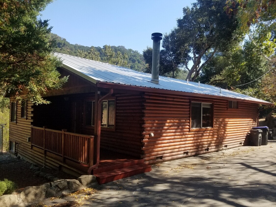 Serene Log Cabin Living in the Sunol Valle... - Serene Log Cabin Living in the Sunol Valle...