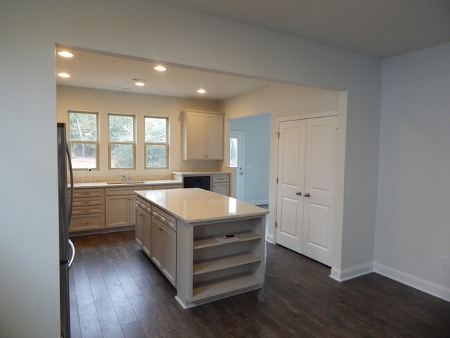 Photo - Beautiful home in Del Webb by Riverlights (55 and over community)