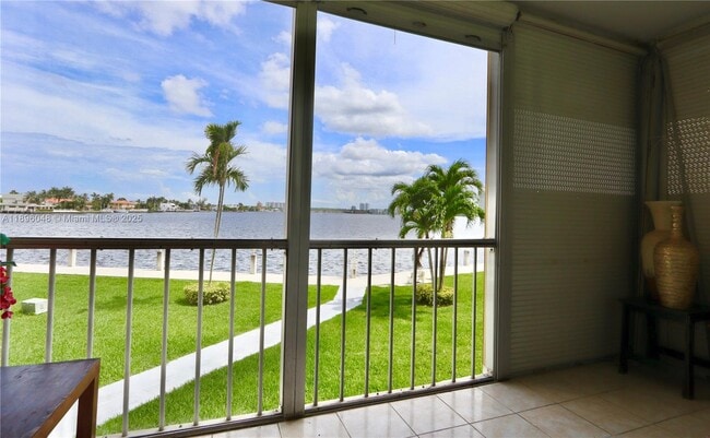 Photo - 3020 Marcos Dr Unit S208