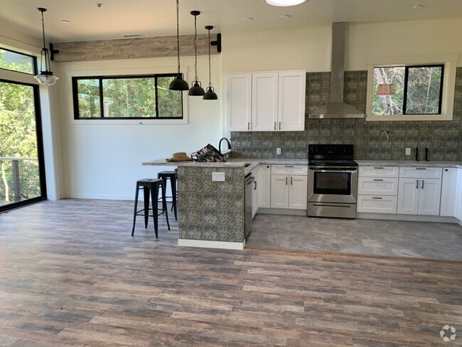 Building Photo - 49 Conifer Way Rental