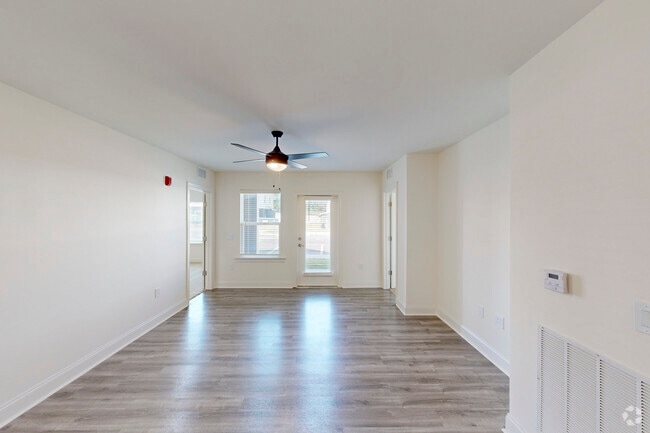 3BR-2BA-1,622-SF - Belle Mor