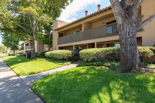 575 D St Chula Vista CA 91910-Front of Community
