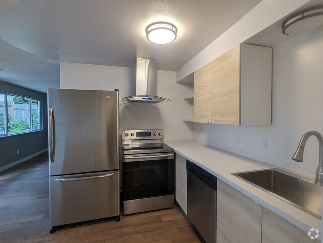 Building Photo - 1614 Cellars Ave Unit Renovated Duplex Rental