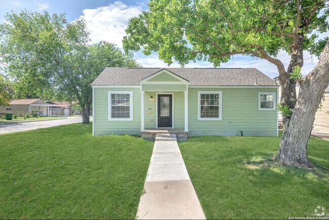 Building Photo - 834 Halliday Ave Rental