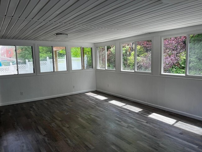 Photo - 220 Mount Lebanon Blvd