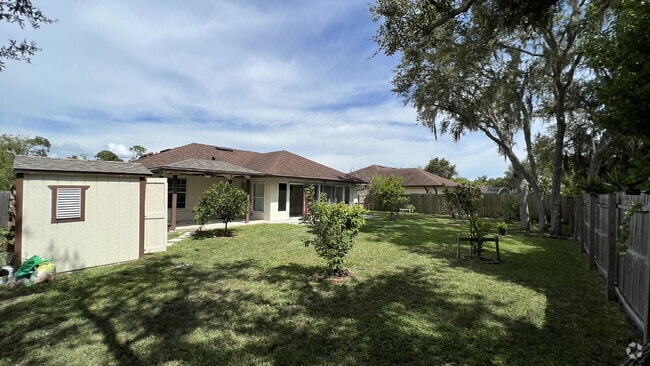 Building Photo - Charming 3-Bed, 2-Bath Home in Kissimmee –...