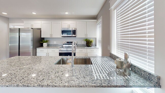 1704 Highland Ave