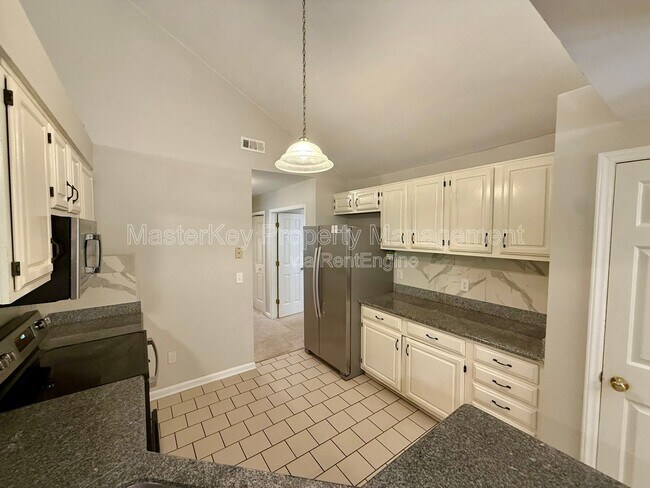 Photo - 103 Miramar Ct